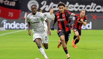 Eintracht Frankfurt vs VfL Wolfsburg (23:30 – 30/11) | Xem lại trận đấu